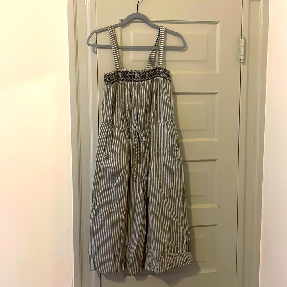 Universal Threads Romper